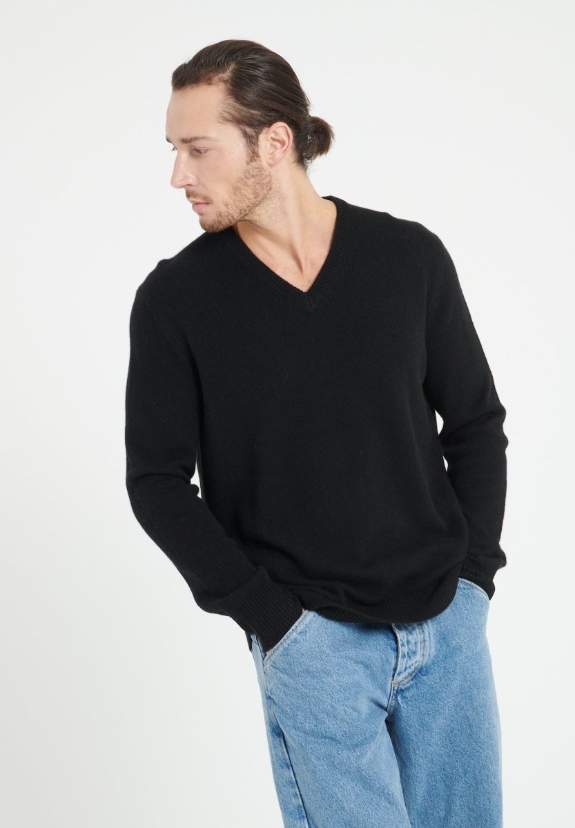 Pull col V homme en cachemire 4 fils noir - LUKE 13